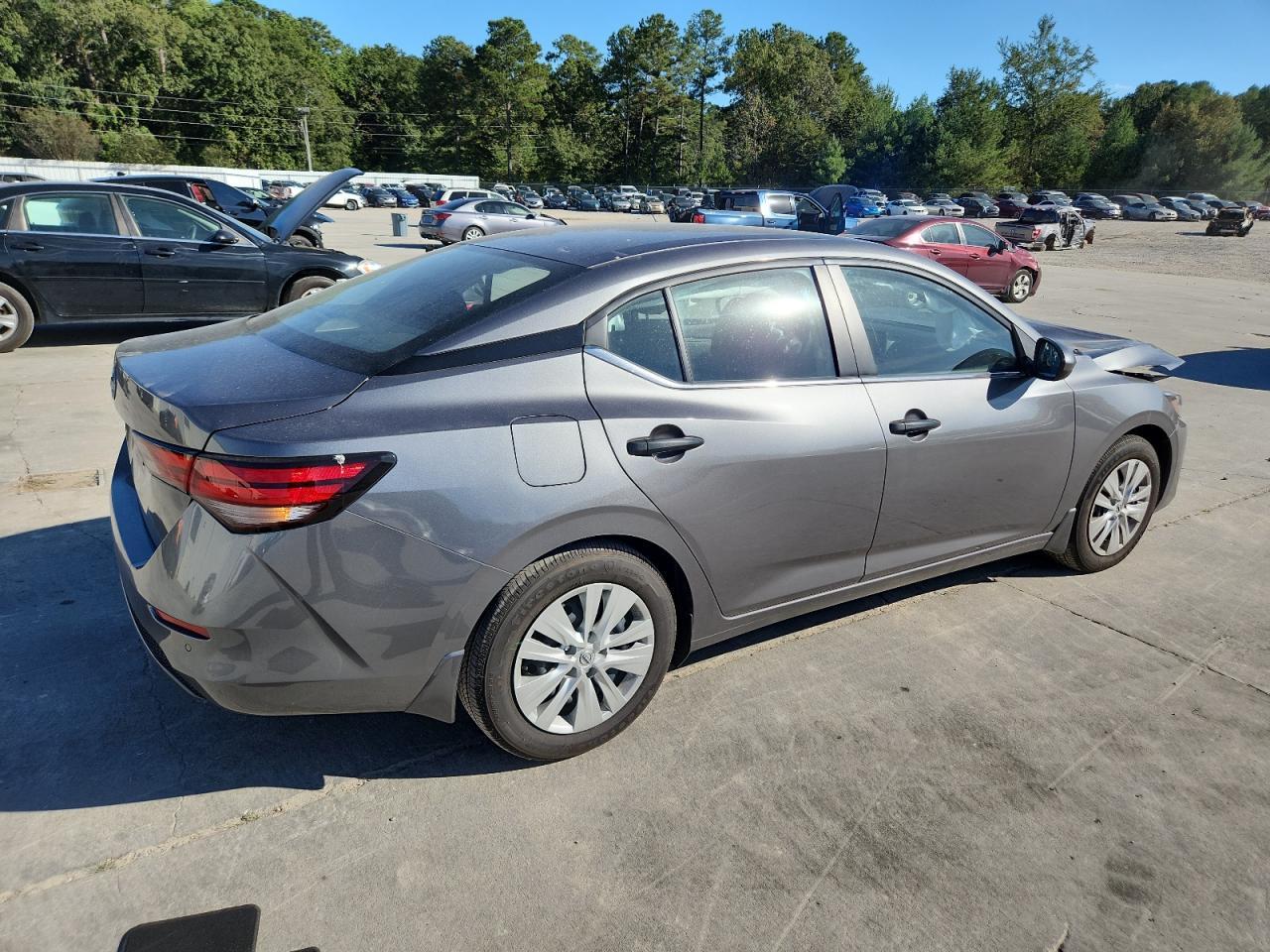 2025 Nissan Sentra S - Image 3
