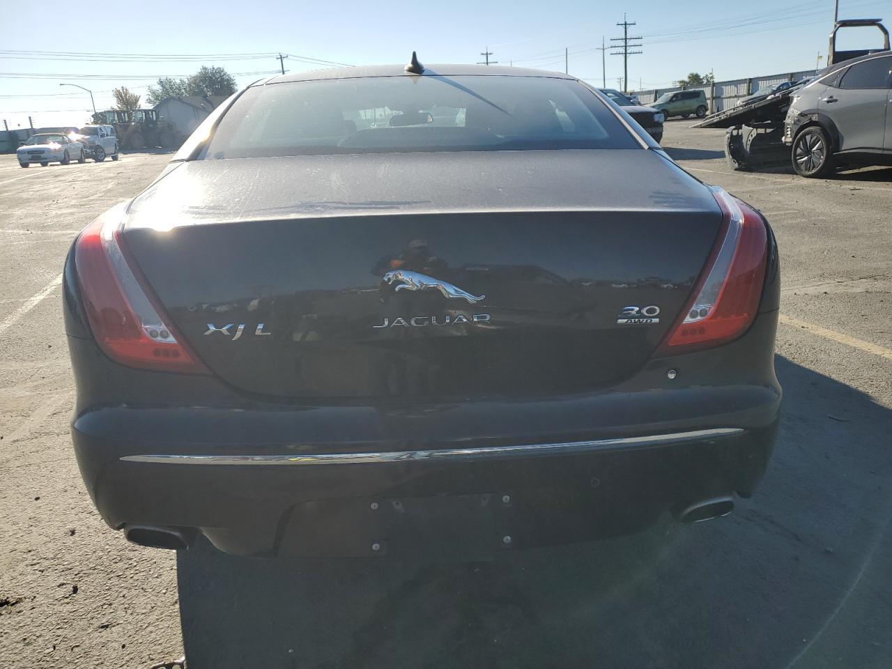 2015 Jaguar Xjl - Image 6
