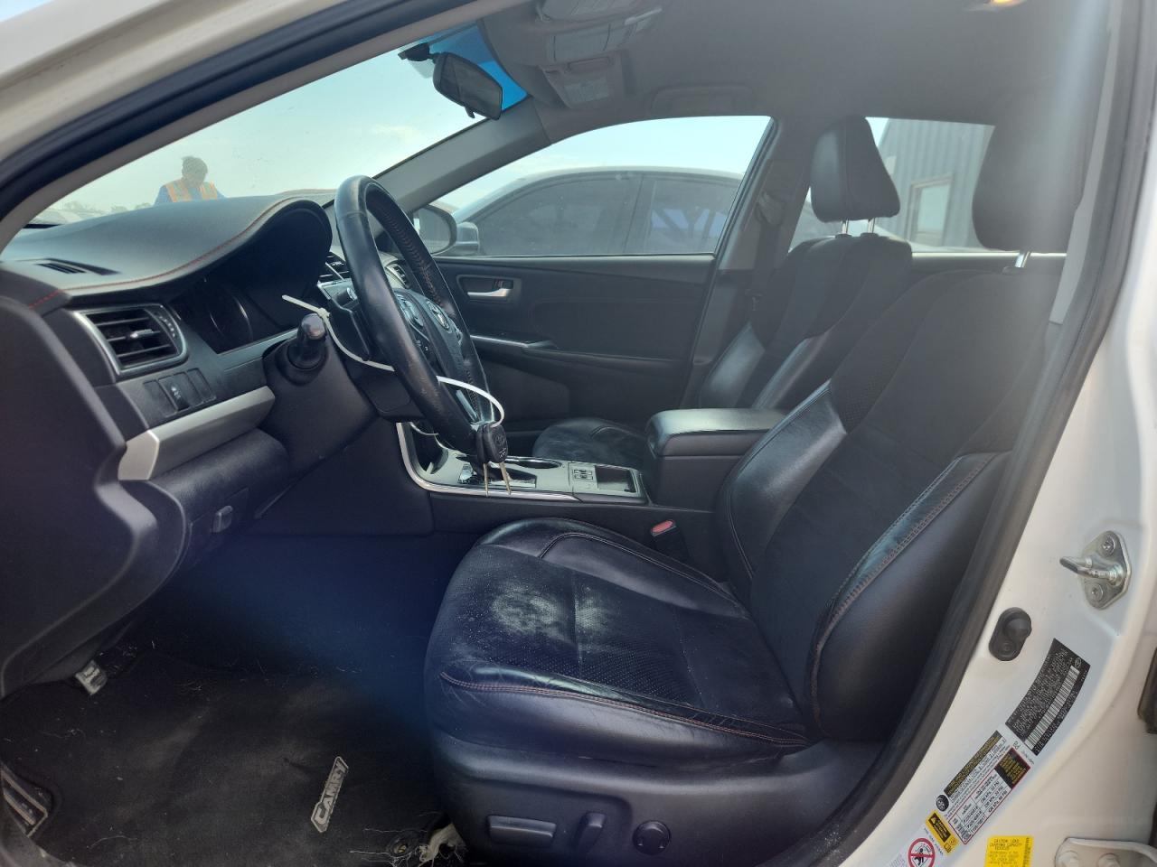 2015 Toyota Camry Le - Image 7