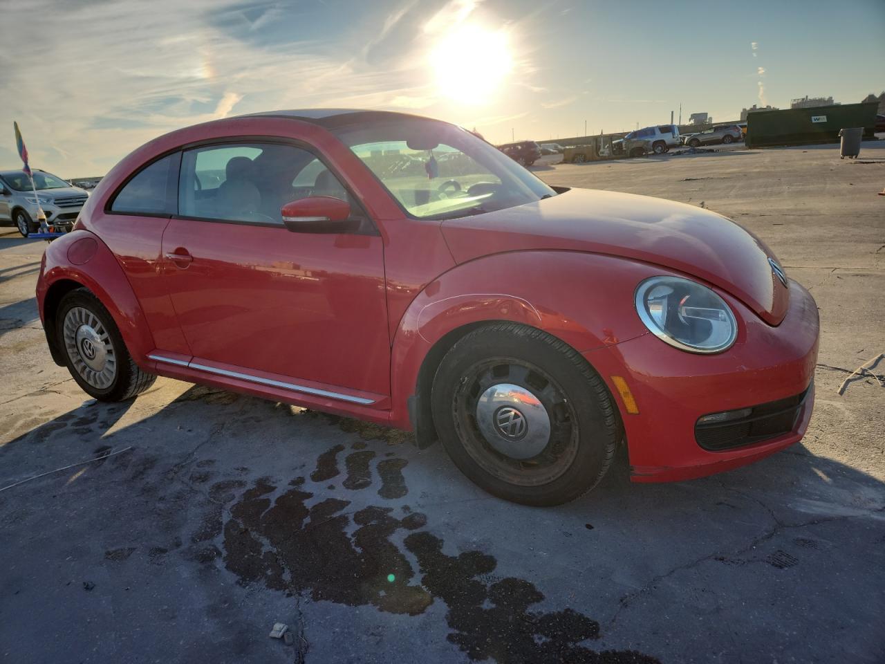 2013 Volkswagen Beetle - Image 4