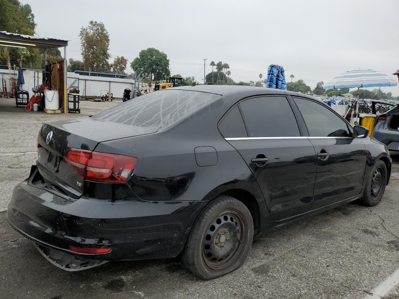2017 Volkswagen Jetta S - Фото 3