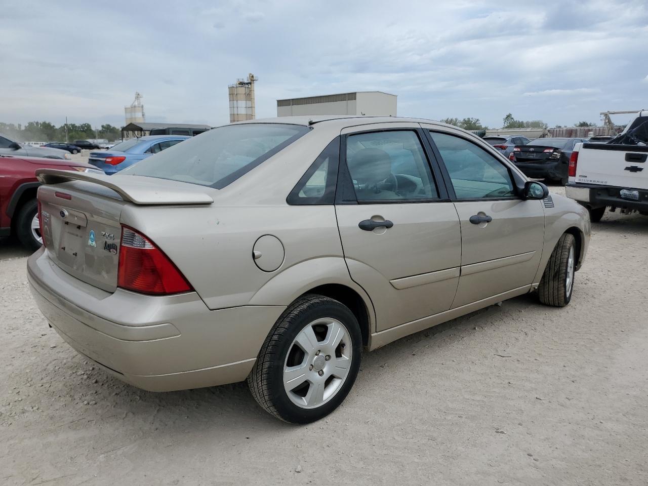 2006 Ford Focus Zx4 - Image 3