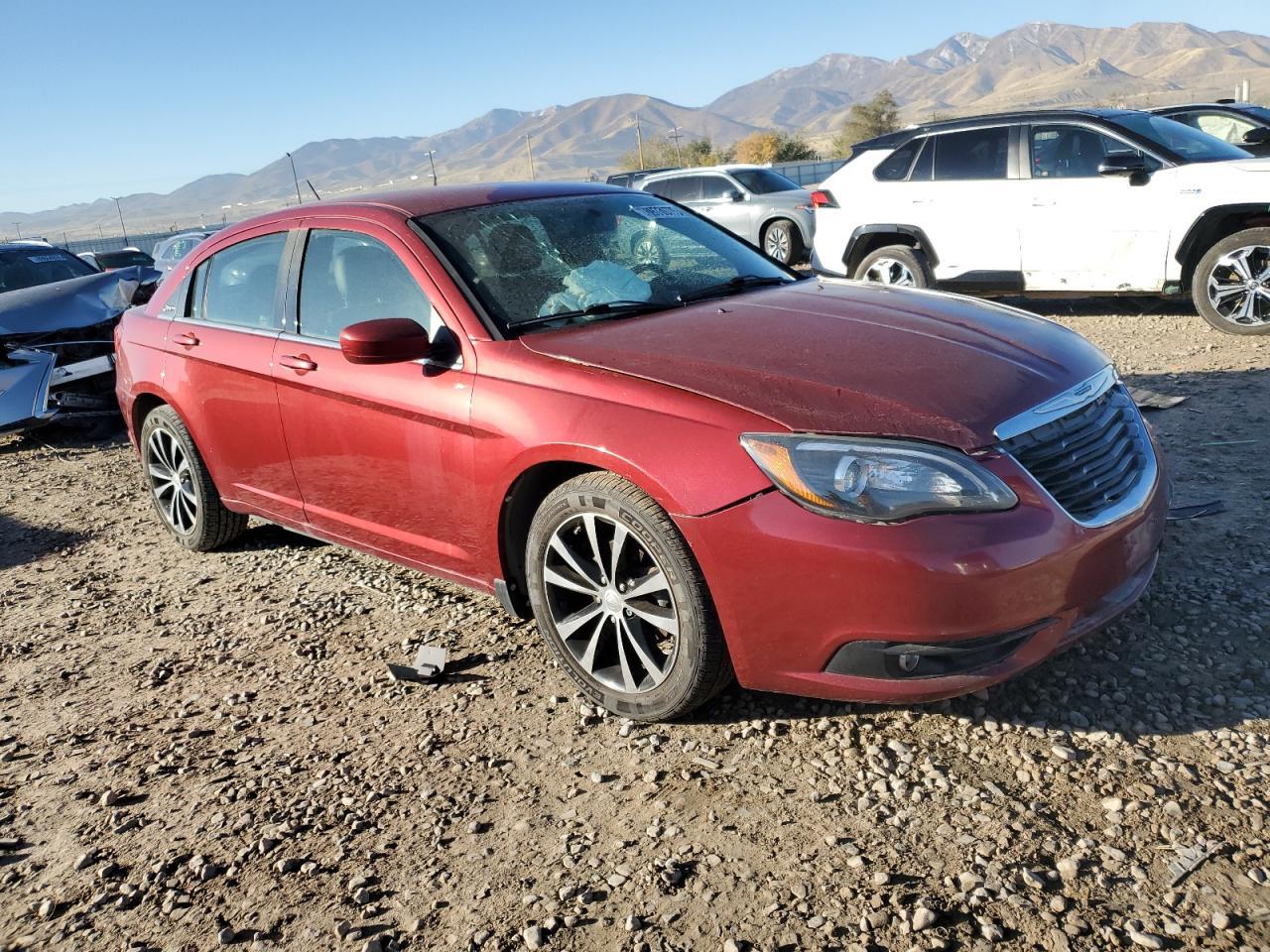 2013 Chrysler 200 Limited - Фото 4