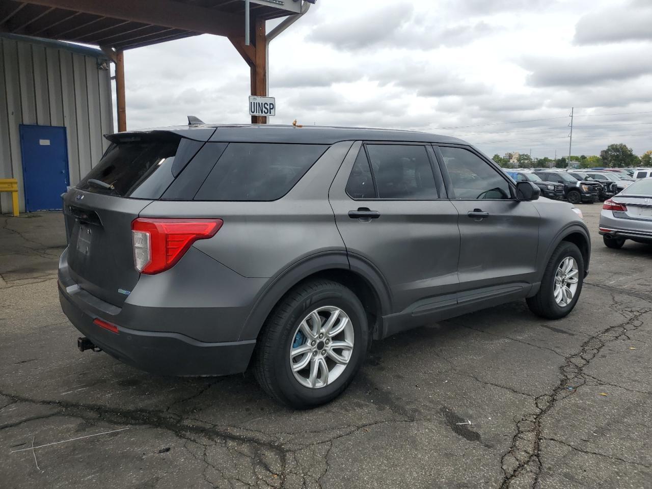 2020 Ford Explorer - Image 3