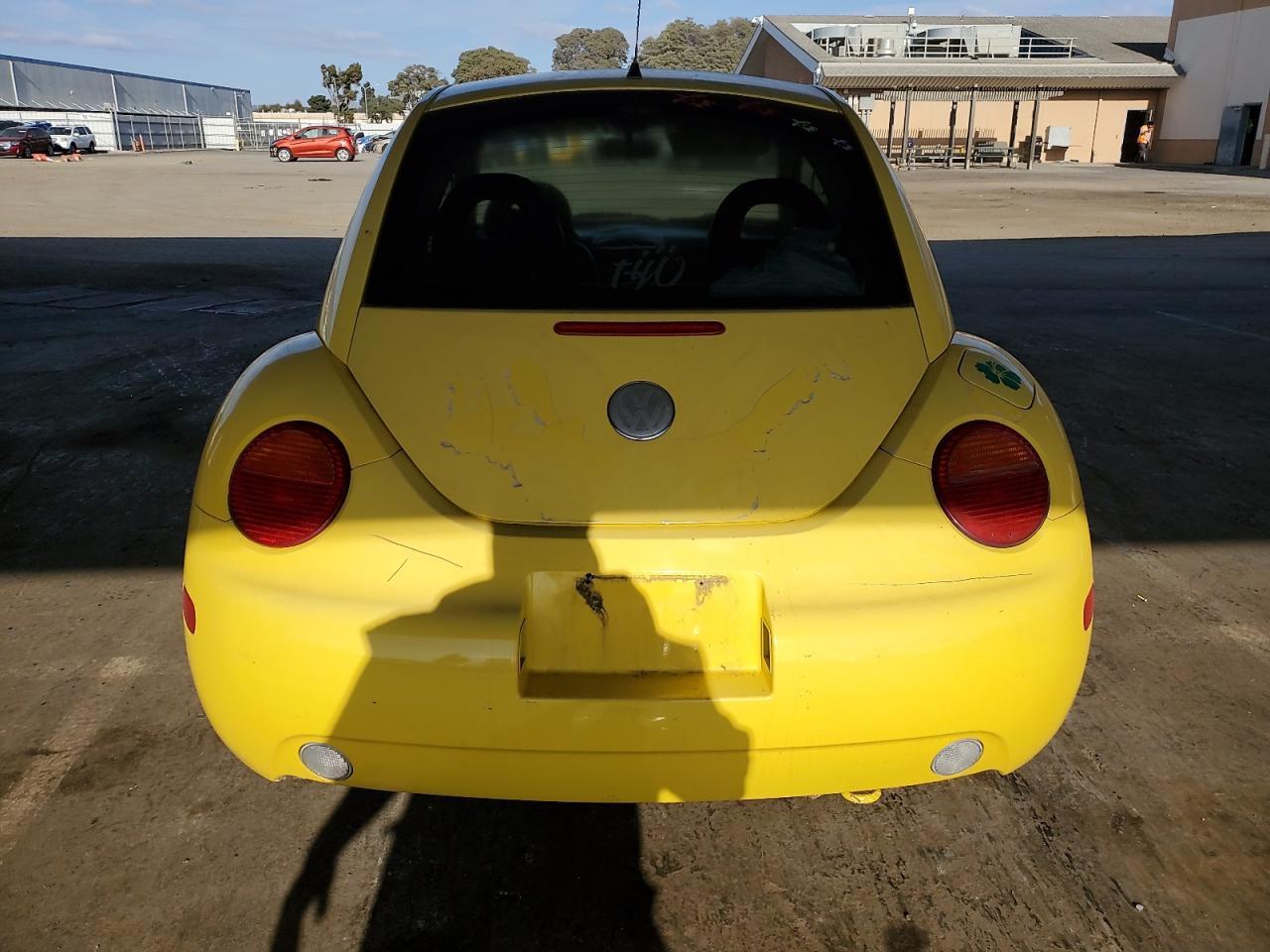 2002 Volkswagen New Beetle Gls - Image 6