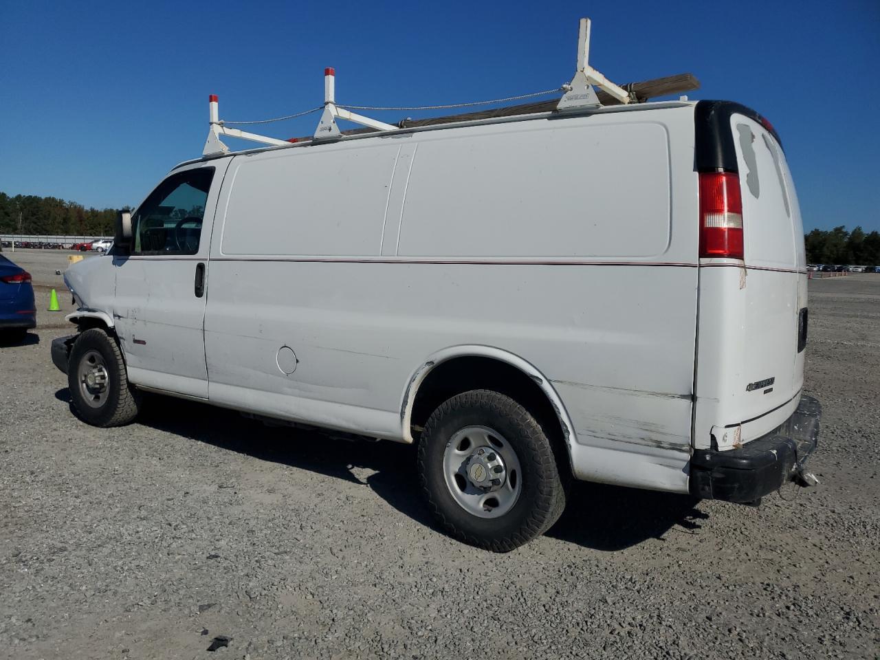 2012 Chevrolet Express G2500 - Image 2