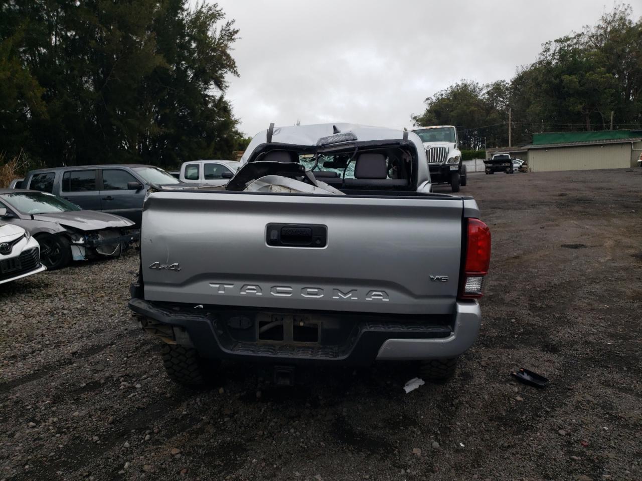 2022 Toyota Tacoma Double Cab - Image 6