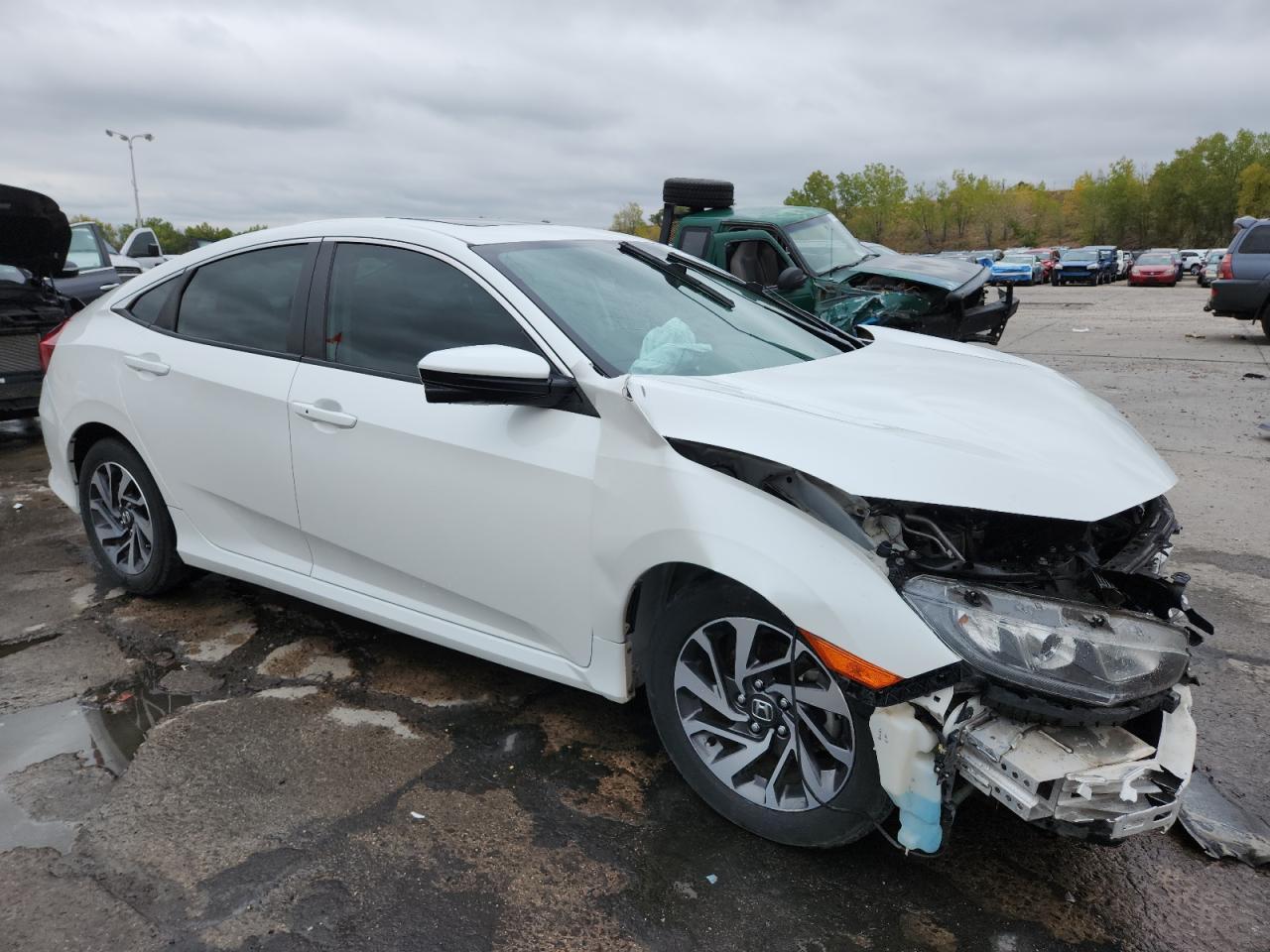 2017 Honda Civic Ex - Image 4