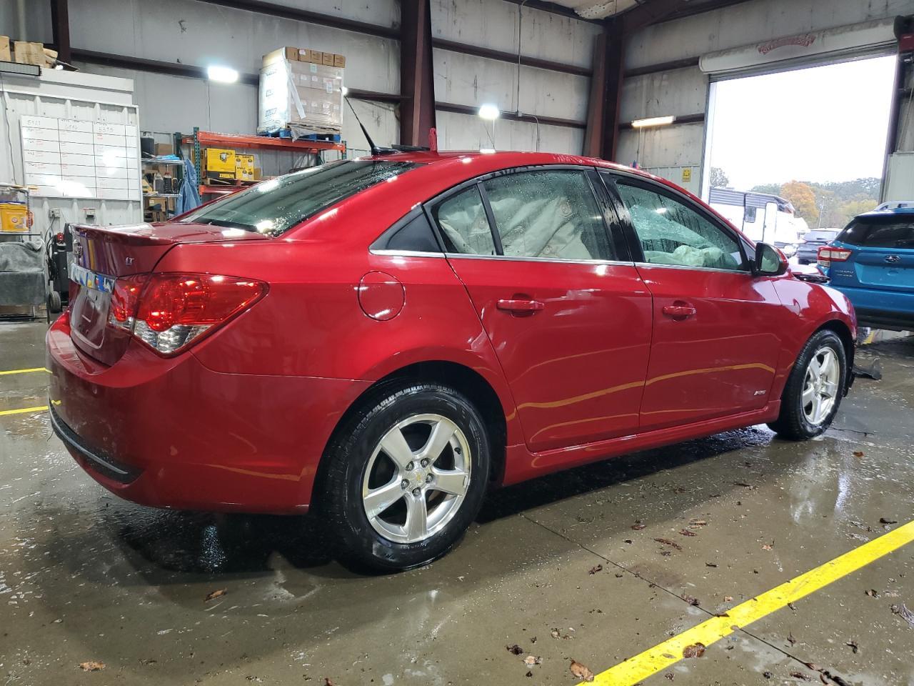 2011 Chevrolet Cruze Lt - Image 3