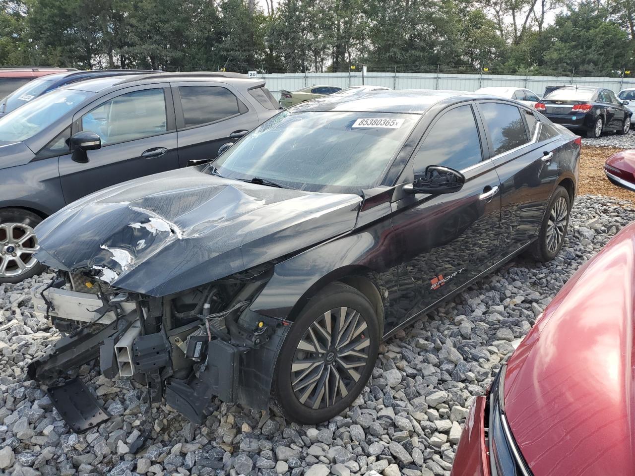 2023 Nissan Altima Sv