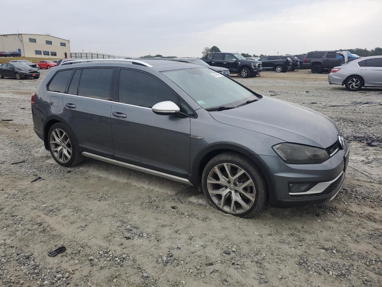 2017 Volkswagen Golf Alltrack S - Фото 4