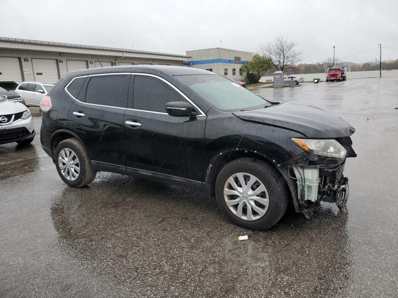 2015 Nissan Rogue S - Фото 4