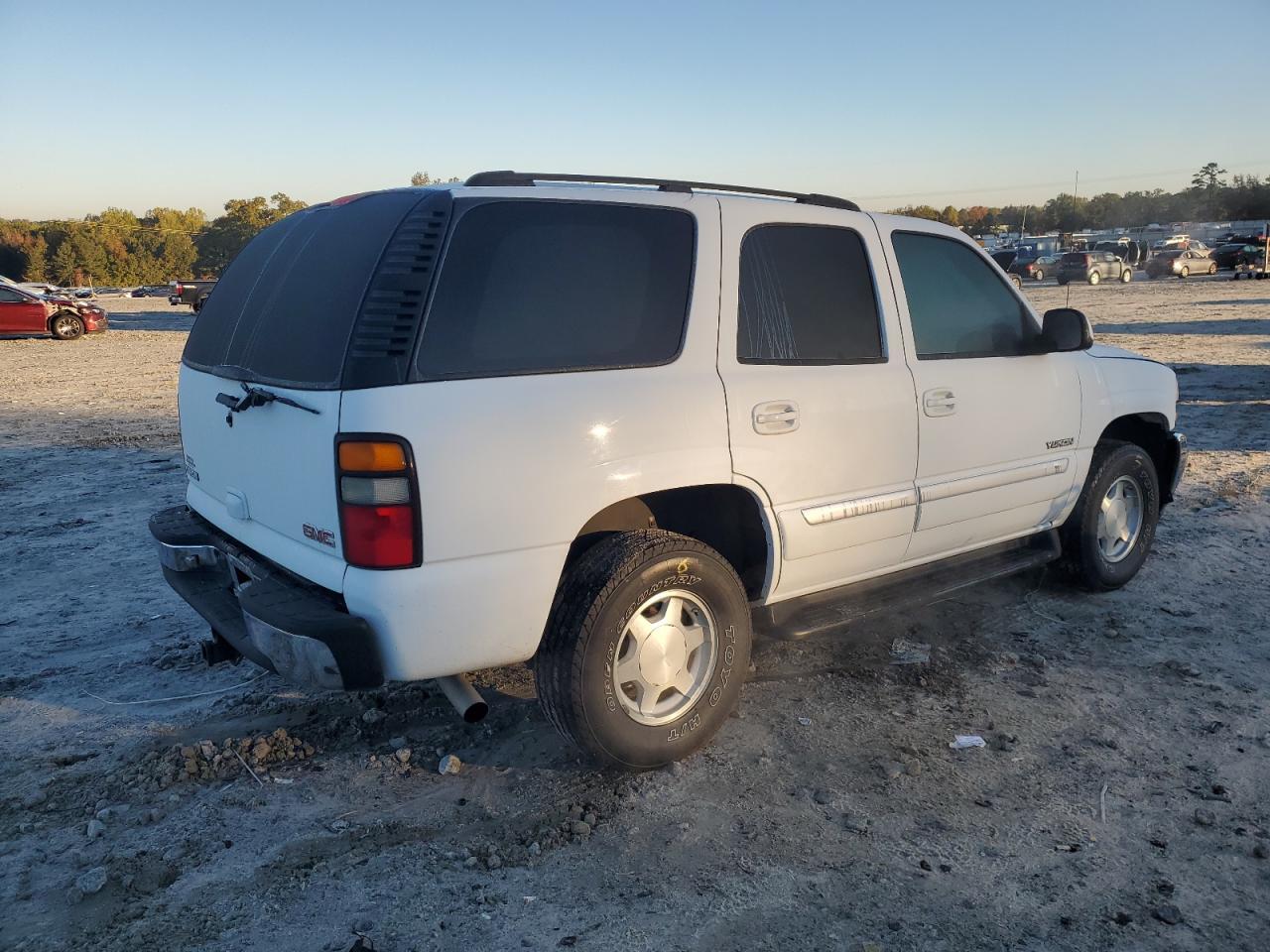 2005 GMC Yukon - Фото 3