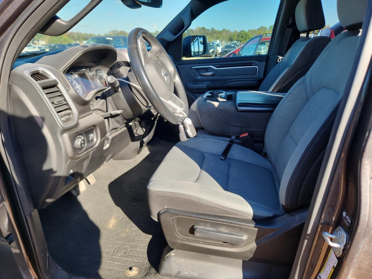 2023 Ram 1500 Big Horn/Lone Star - Фото 7