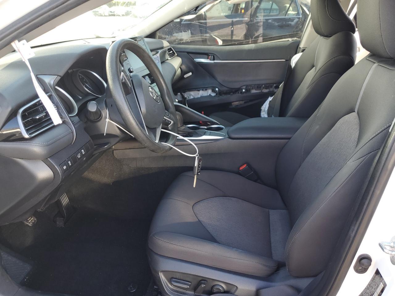 2023 Toyota Camry Le - Фото 7