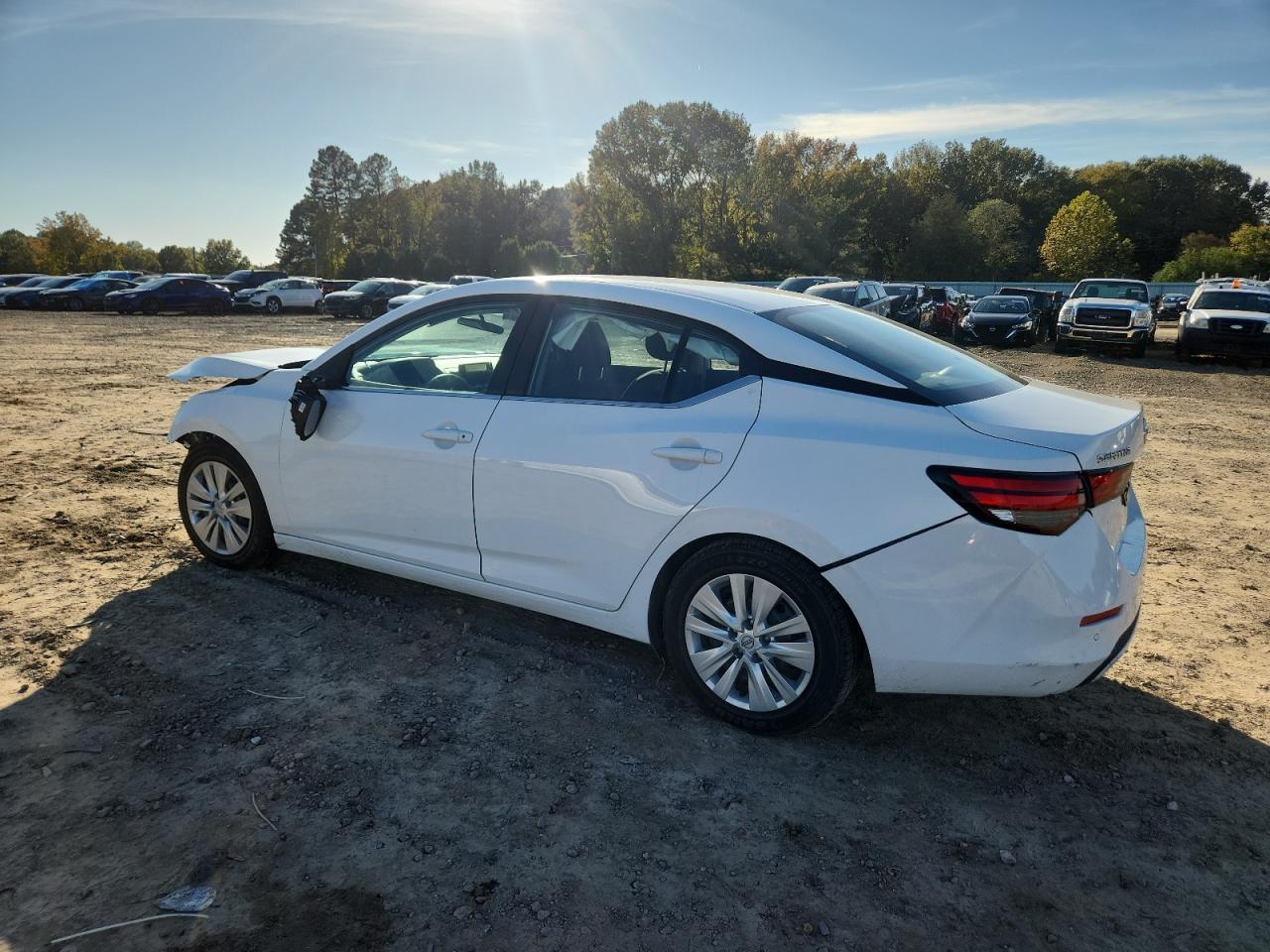 2022 Nissan Sentra S - Фото 2