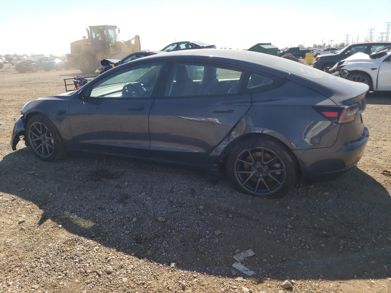 2023 Tesl Model 3 - Image 2