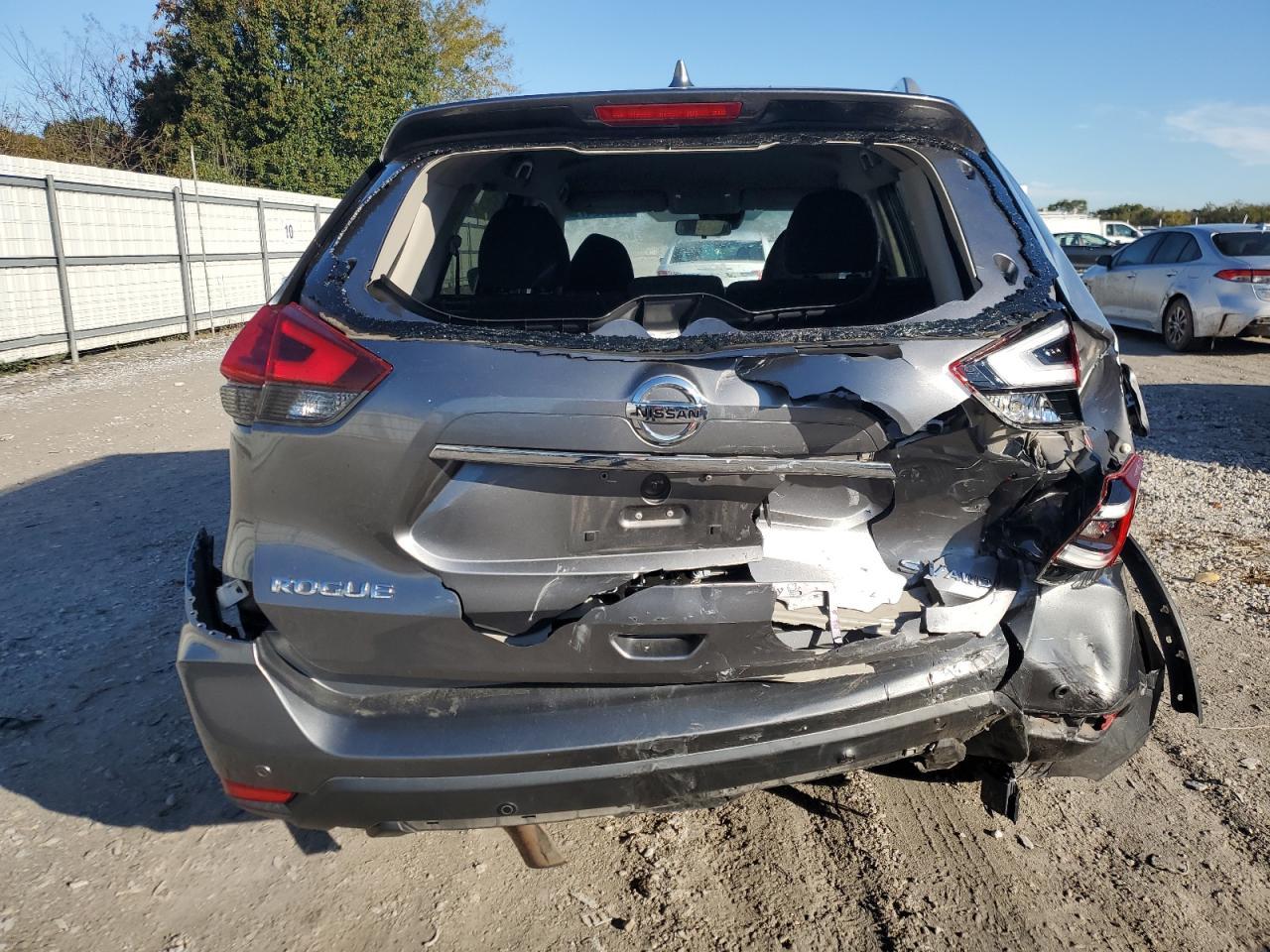 2019 Nissan Rogue S - Фото 6
