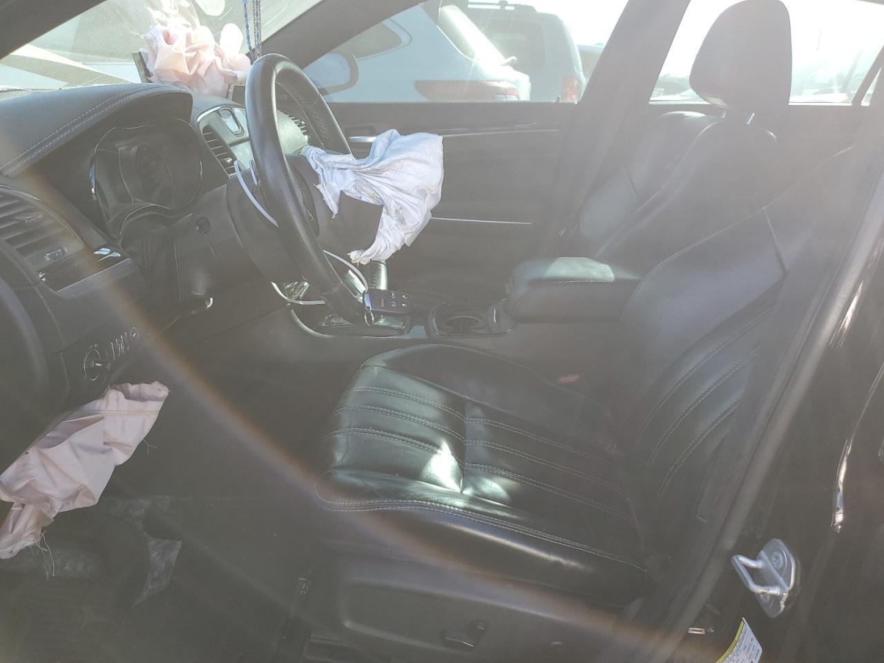 2018 Chrysler 300 S - Фото 7