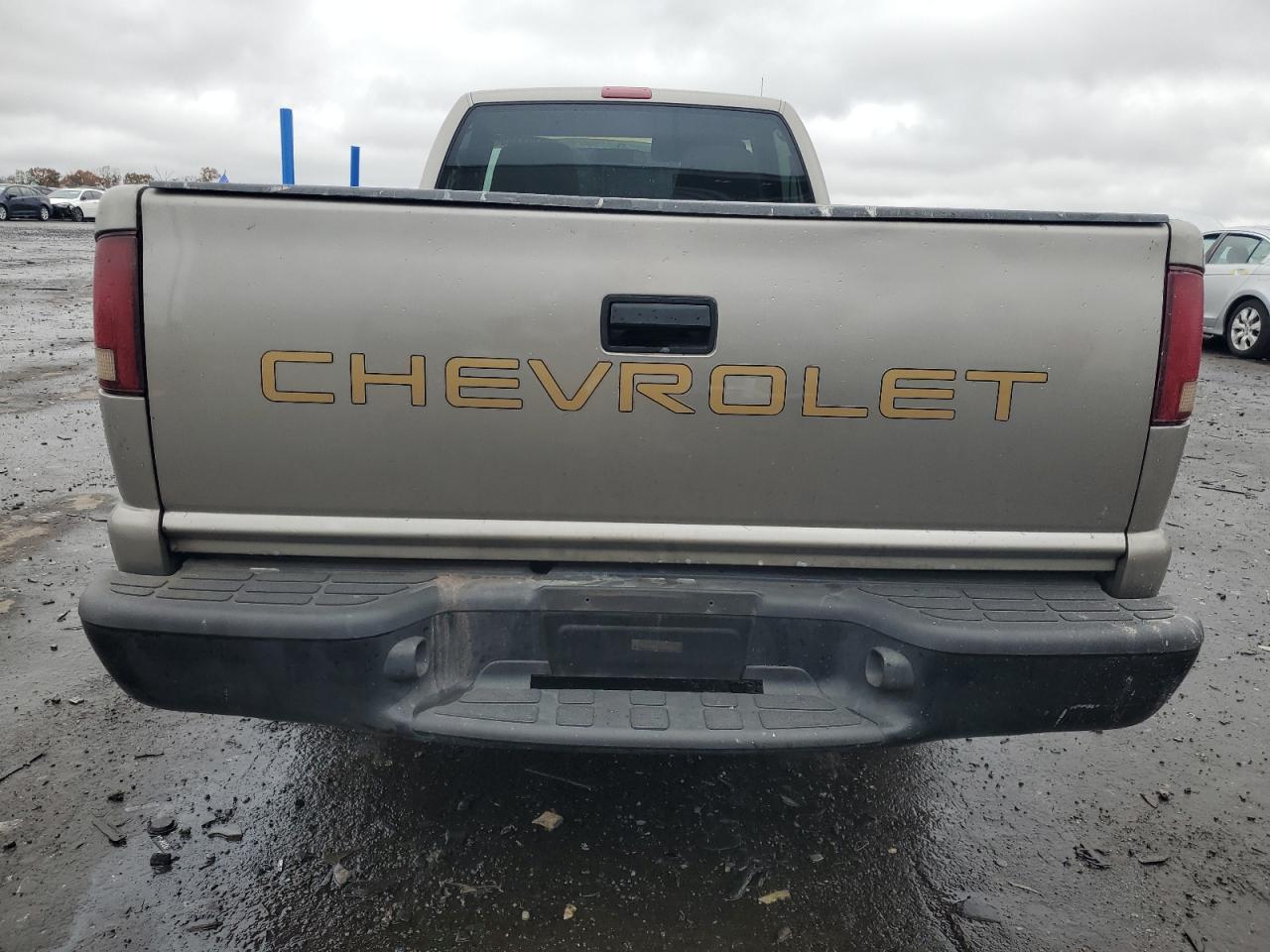 2002 Chevrolet S Truck S10 - Image 6