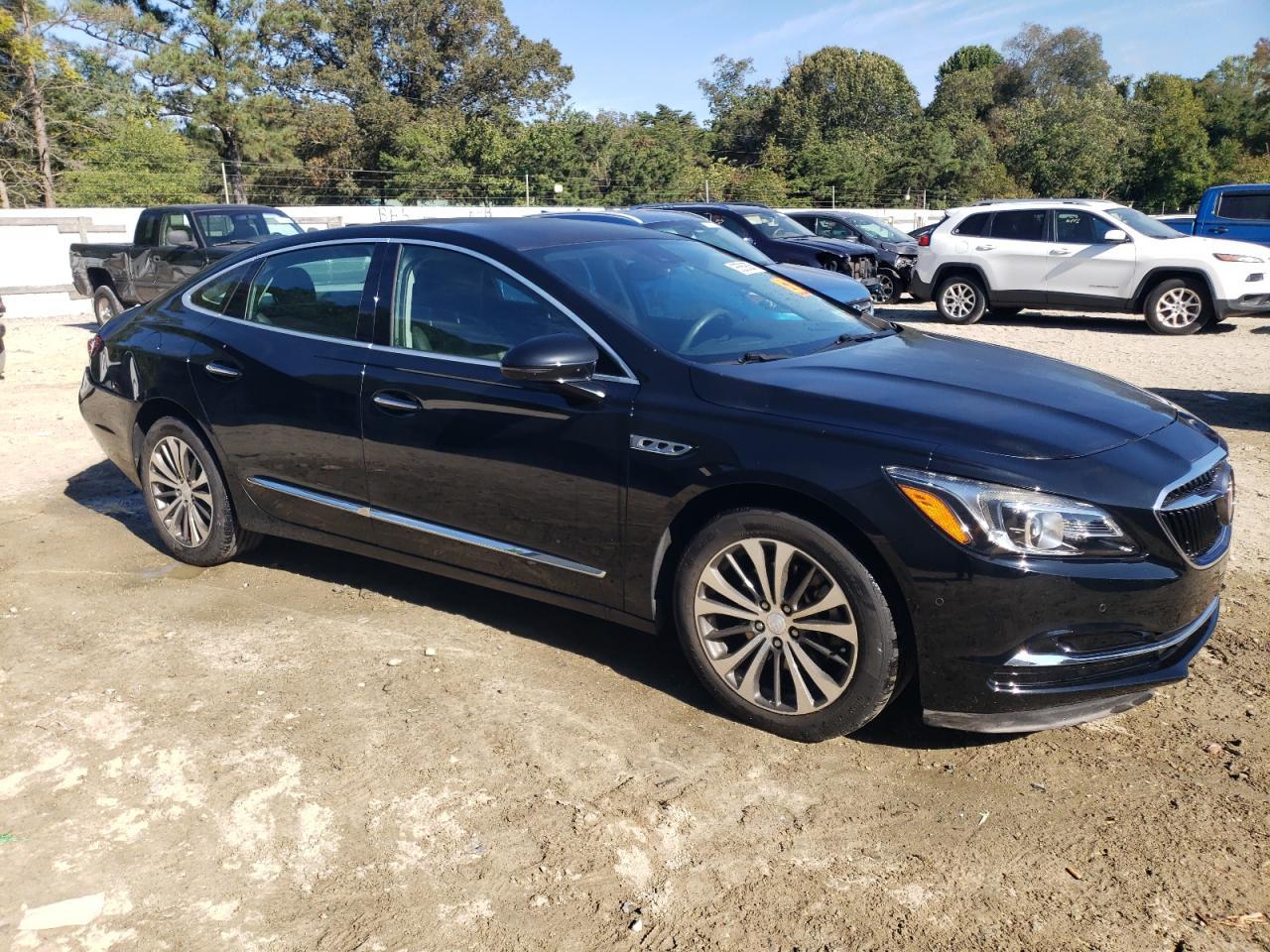 2017 Buick Lacrosse Premium - Фото 4