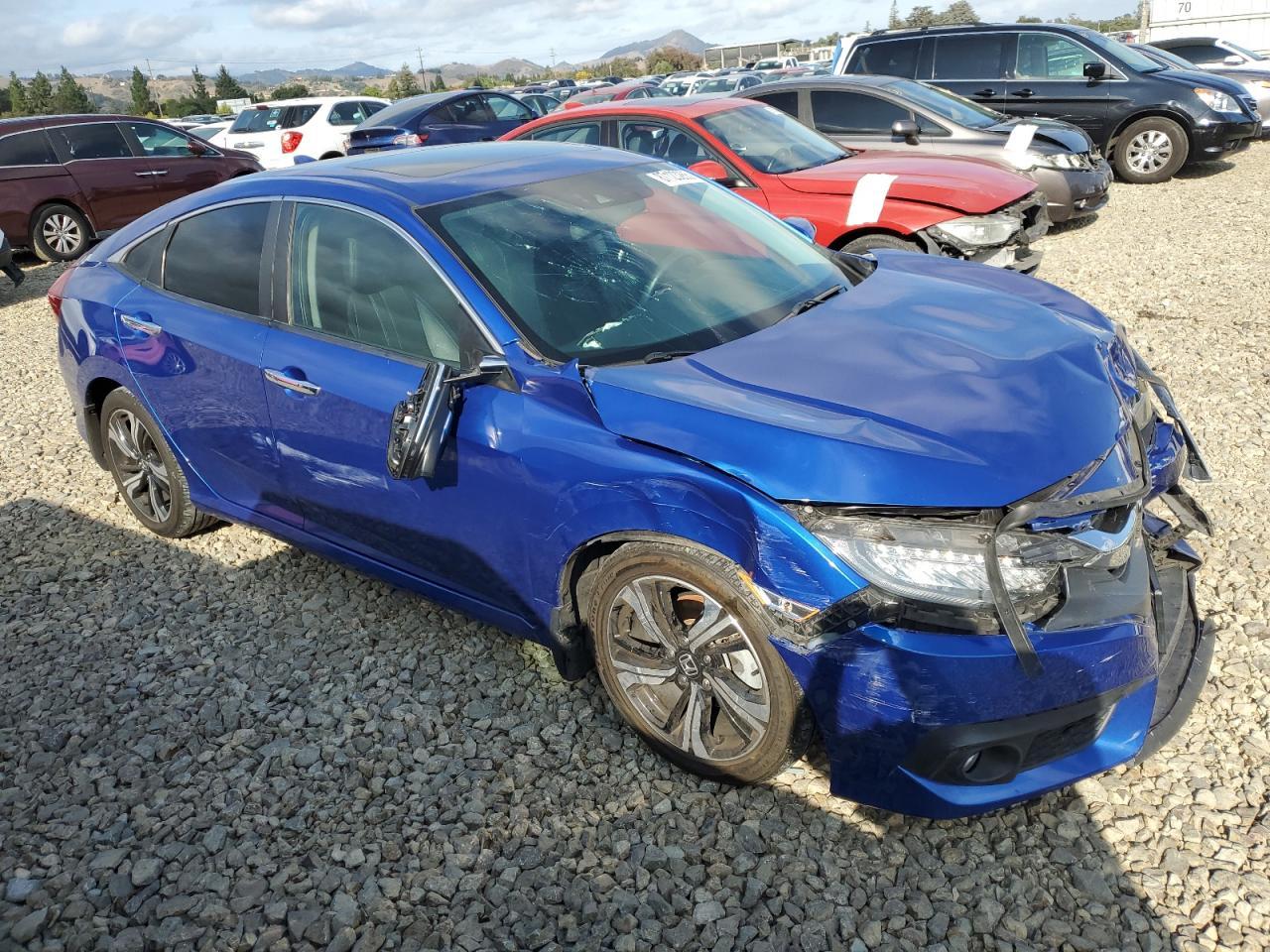 2016 Honda Civic Touring - Фото 4