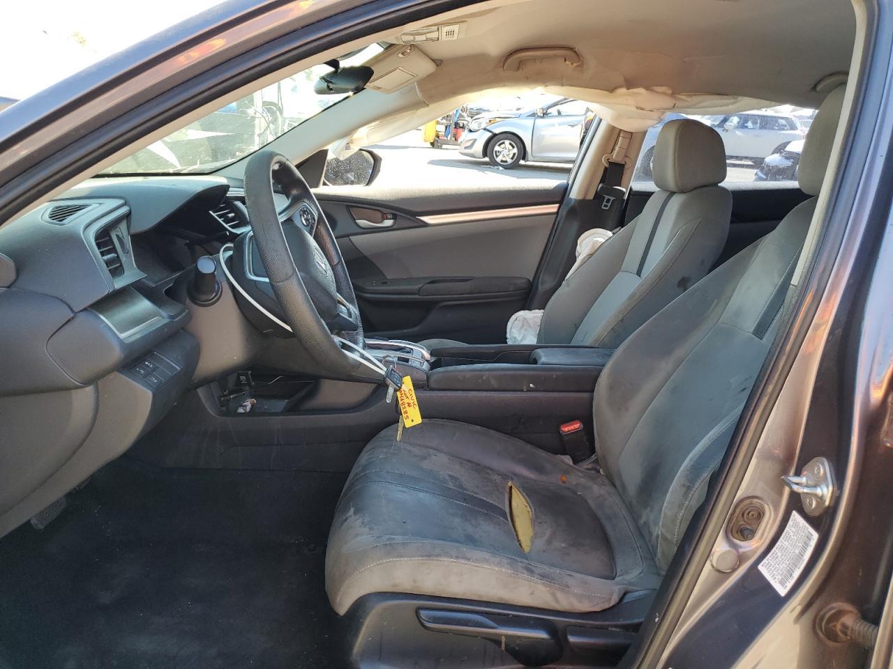 2019 Honda Civic - Image 7