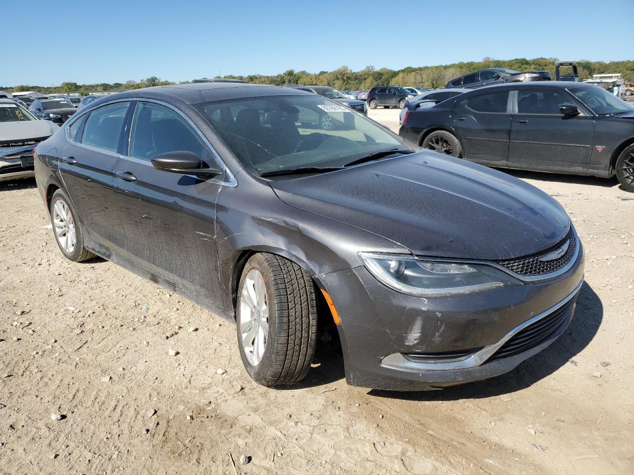 2015 Chrysler 200 Limited - Image 4