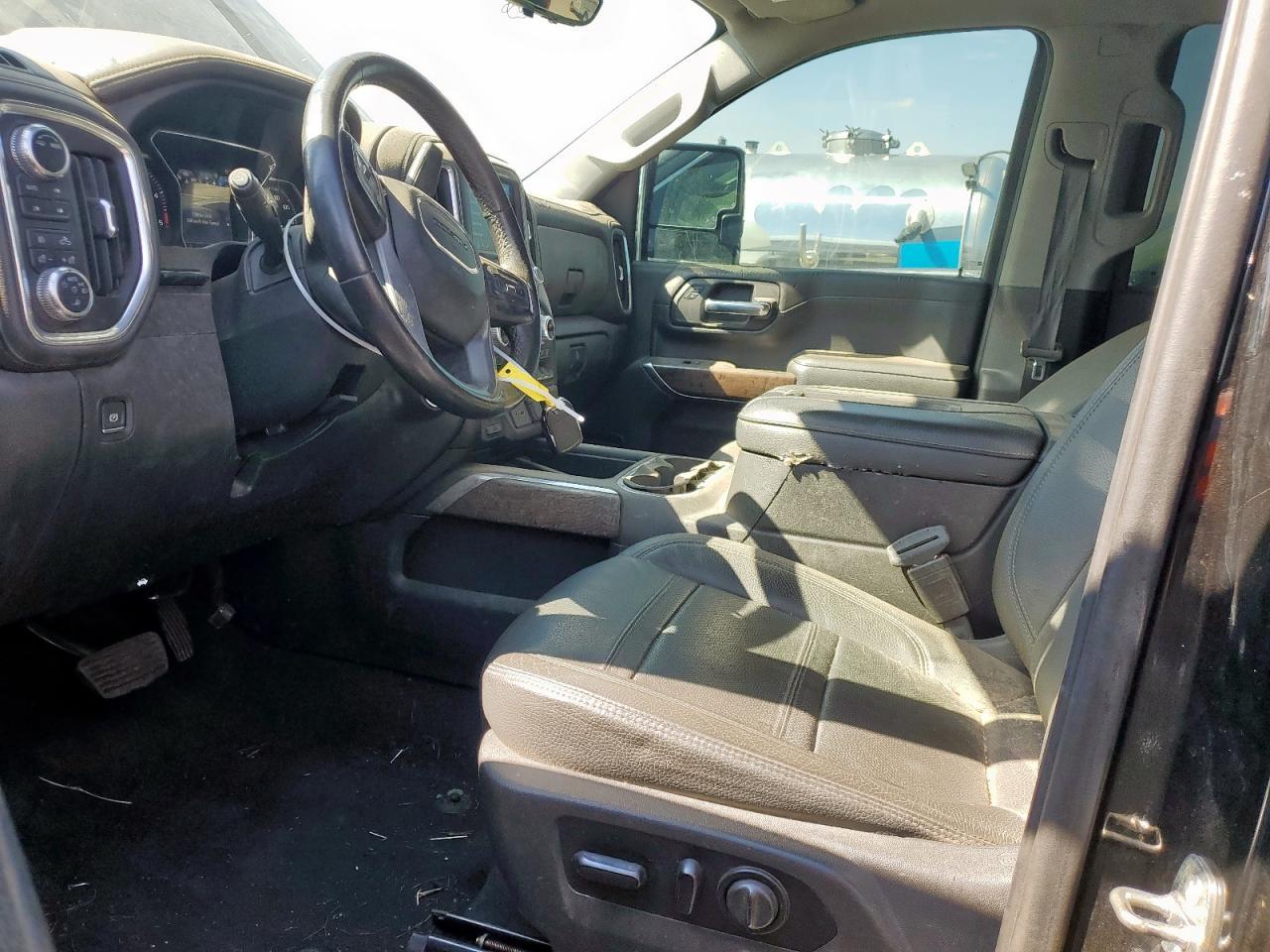 2021 GMC Sierra K2500 Denali - Image 7