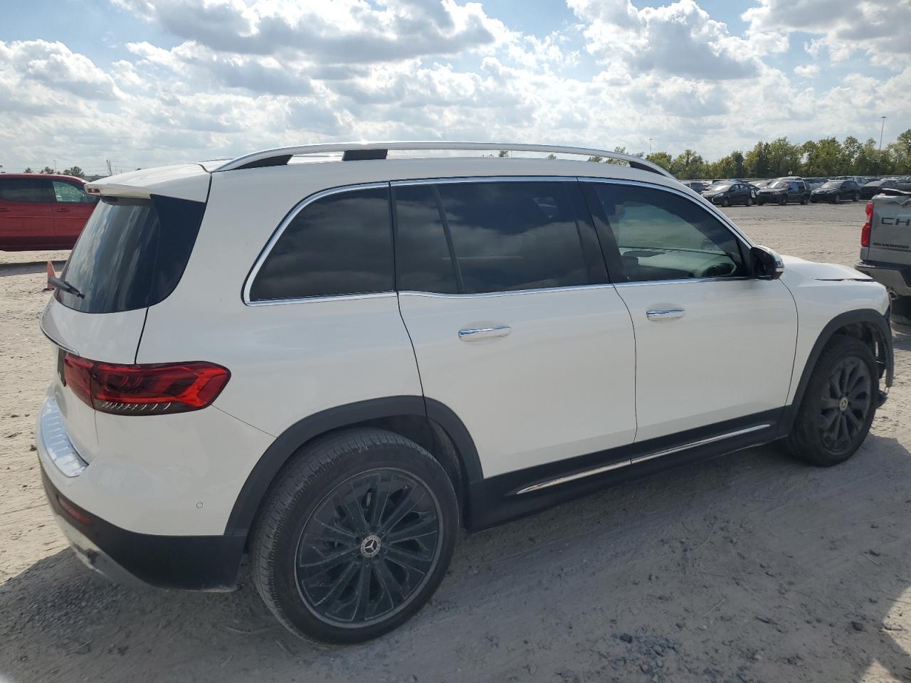 2021 Mercedes-Benz Glb 250 - Фото 3