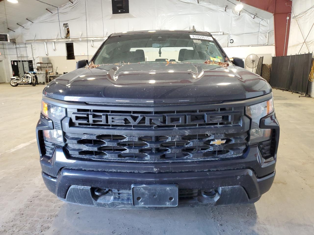 2022 Chevrolet Silverado K1500 Custom - Фото 5