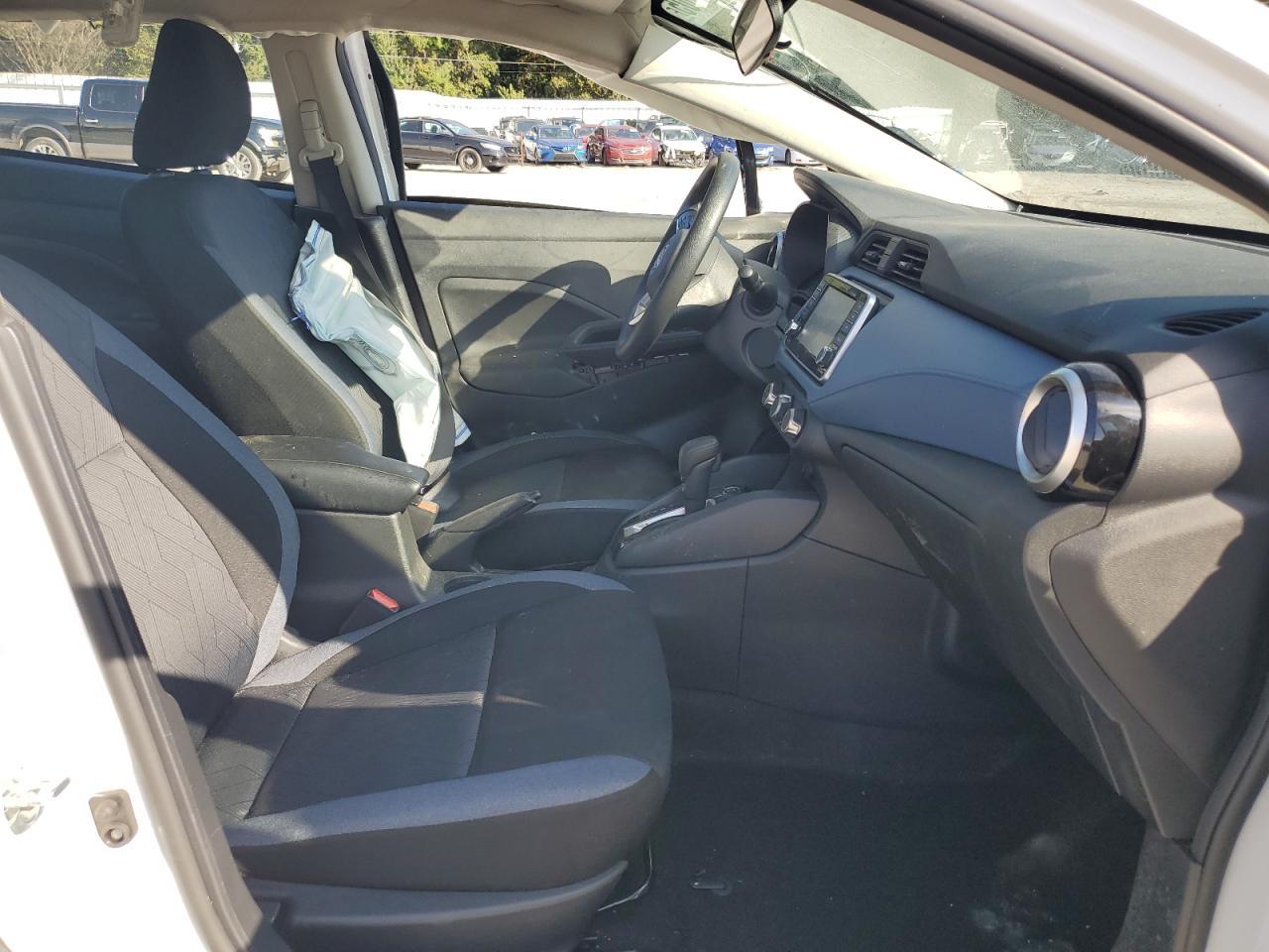 2025 Nissan Versa Sv - Фото 7