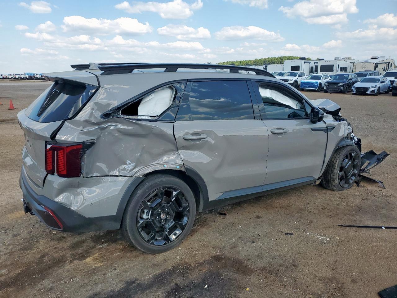 2025 Kia Sorento Sx - Фото 3