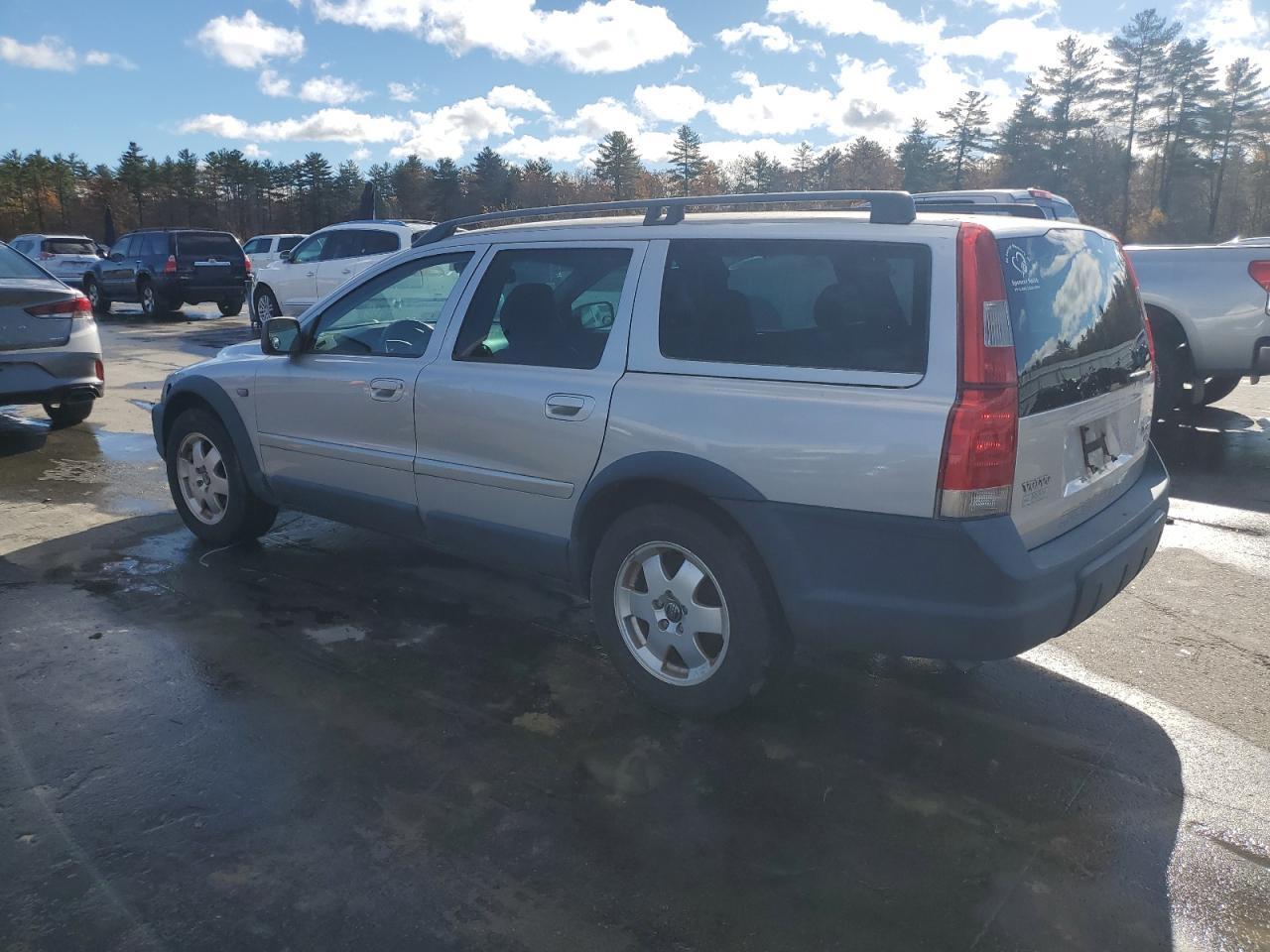 2004 Volvo Xc70 - Фото 2