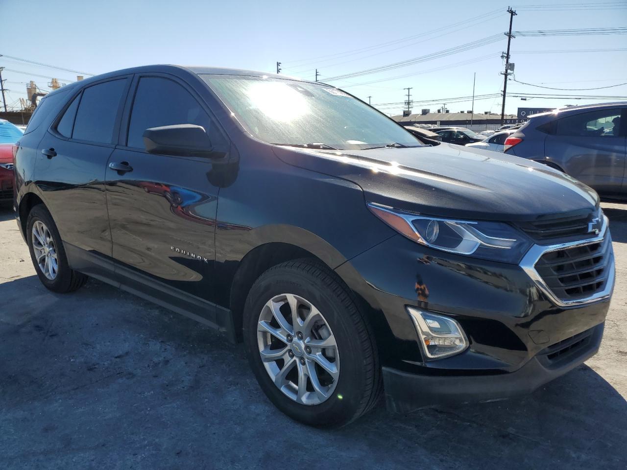 2020 Chevrolet Equinox Ls - Фото 4