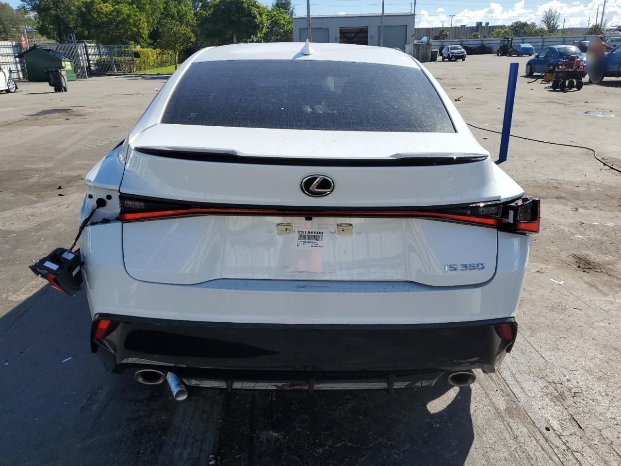 2025 Lexus Is 350 F Sport Design - Image 6
