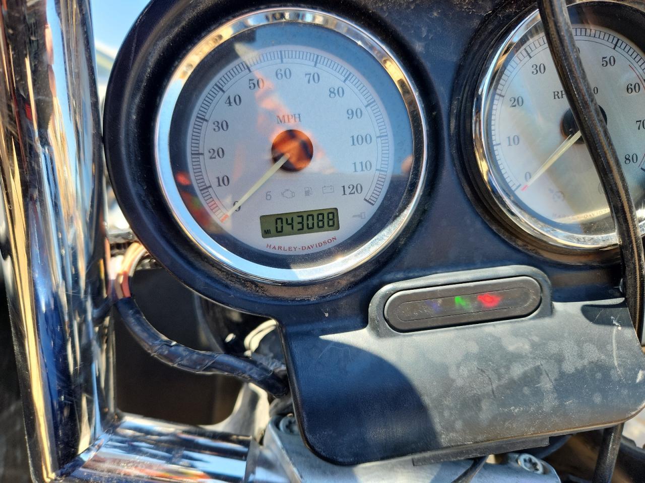 2012 Harley-Davidson Fltrx Road Glide Custom - Image 7