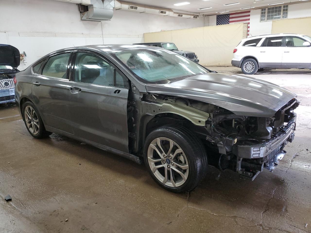 2020 Ford Fusion Sel - Фото 4