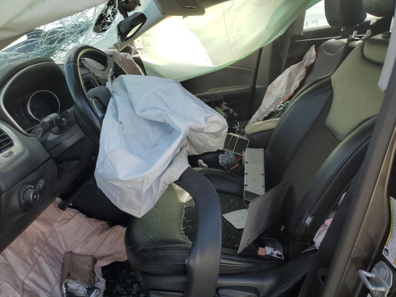 2020 Jeep Compass Latitude - Фото 7