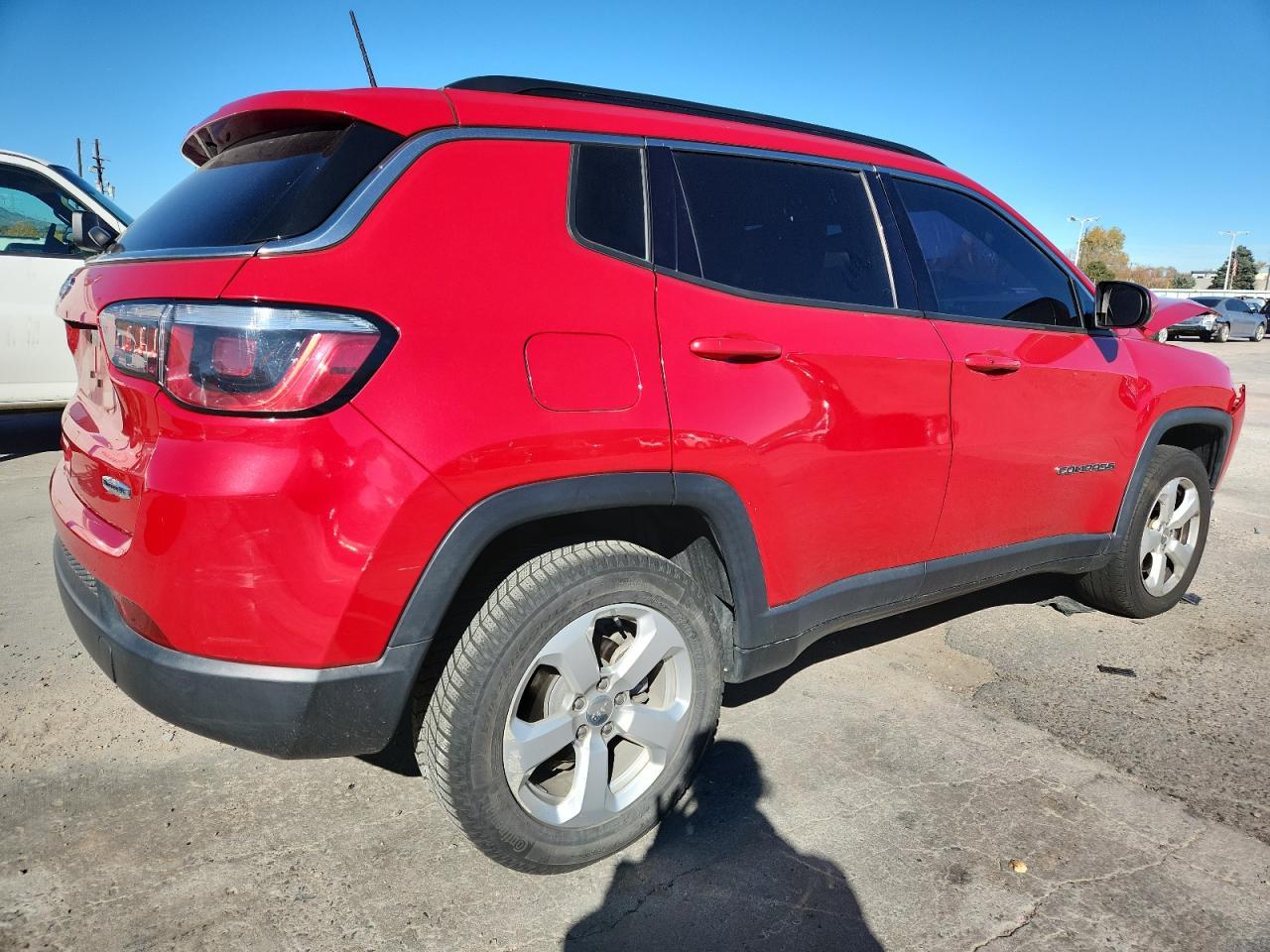 2018 Jeep Compass Latitude - Image 3