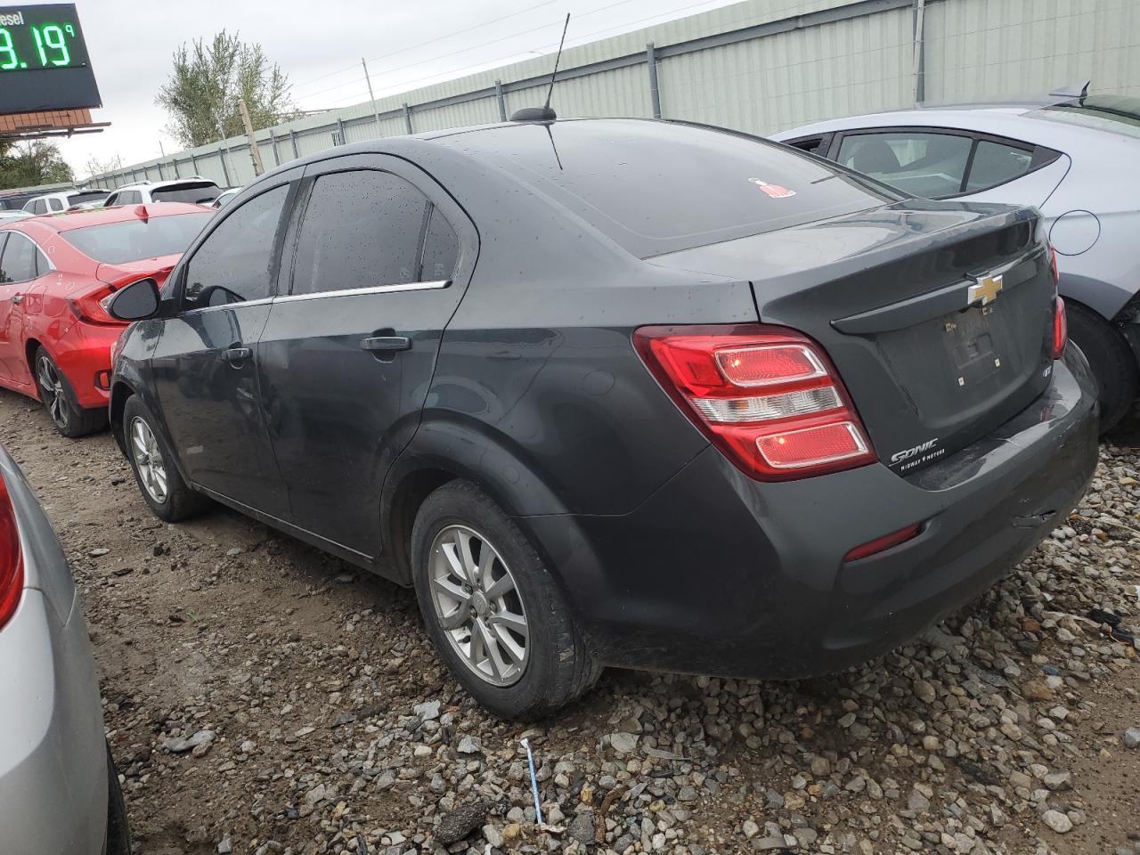 2019 Chevrolet Sonic Lt - Image 2