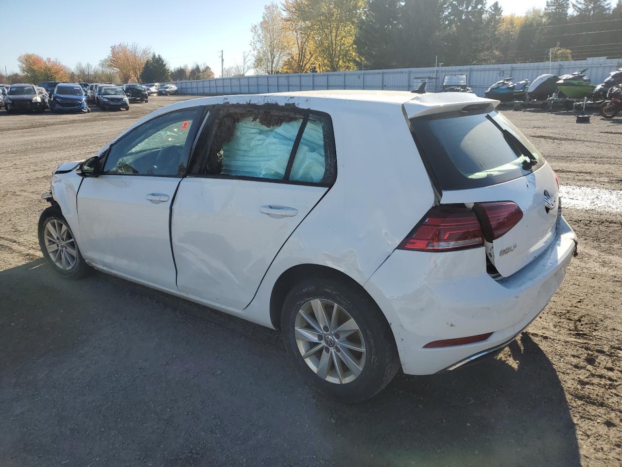 2019 Volkswagen Golf S - Image 2