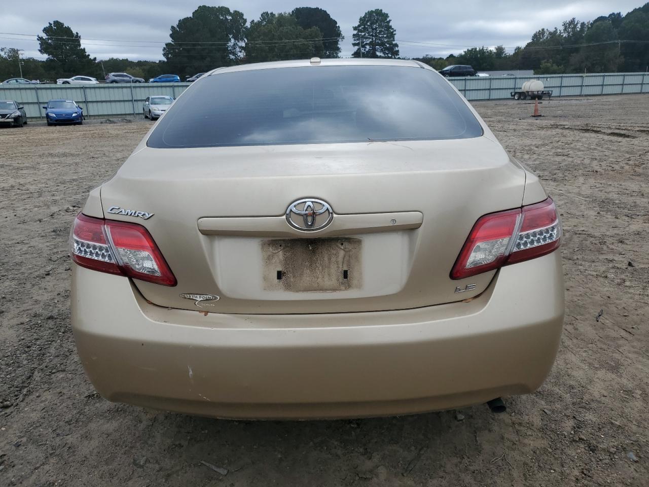2010 Toyota Camry - Фото 6