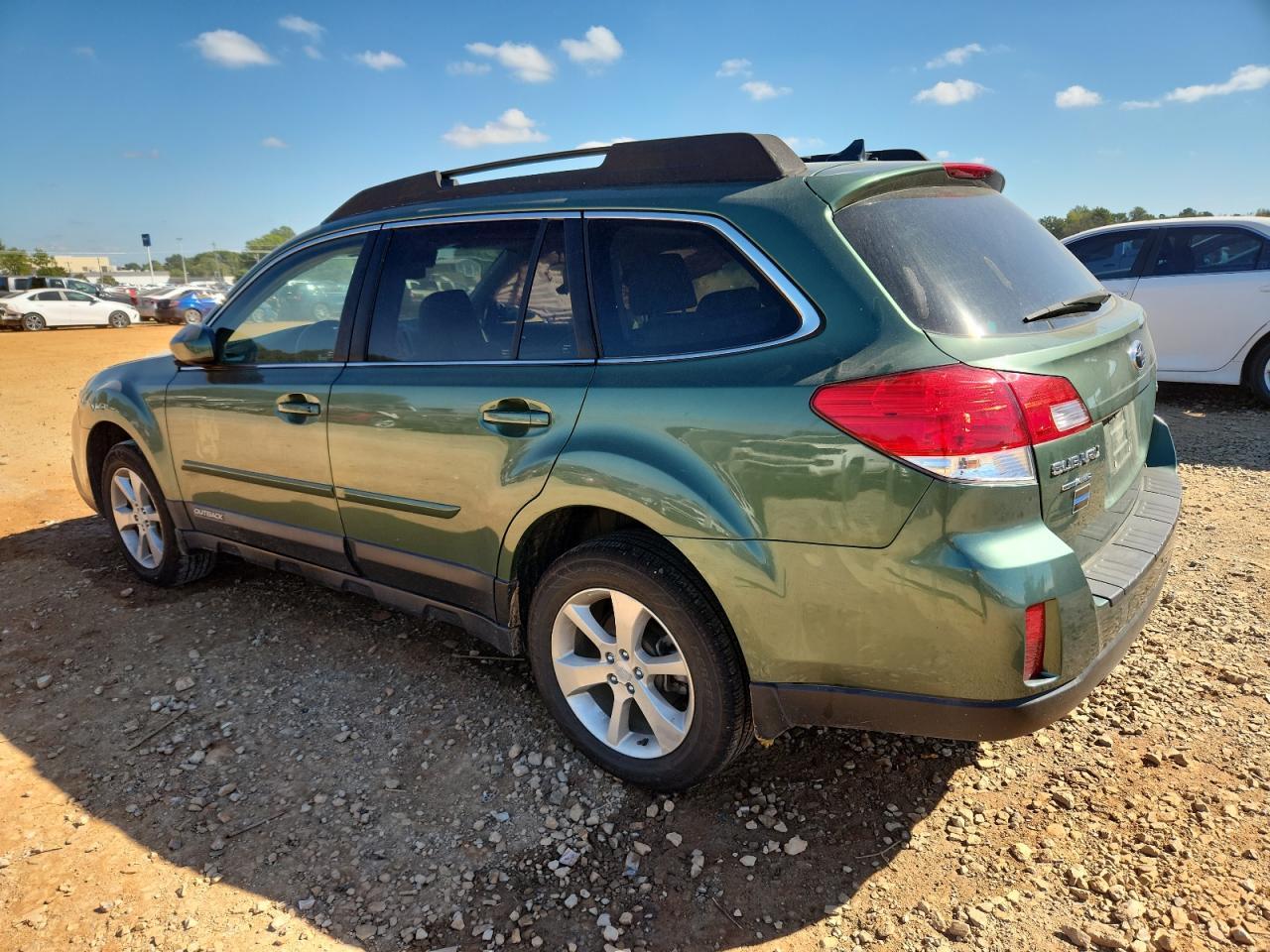 2013 Subaru Outback 2.5I Limited - Фото 2