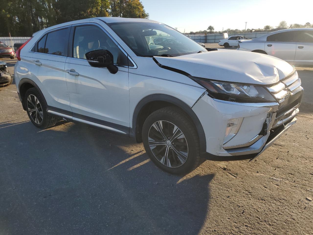 2018 Mitsubishi Eclipse Cross Se - Фото 4