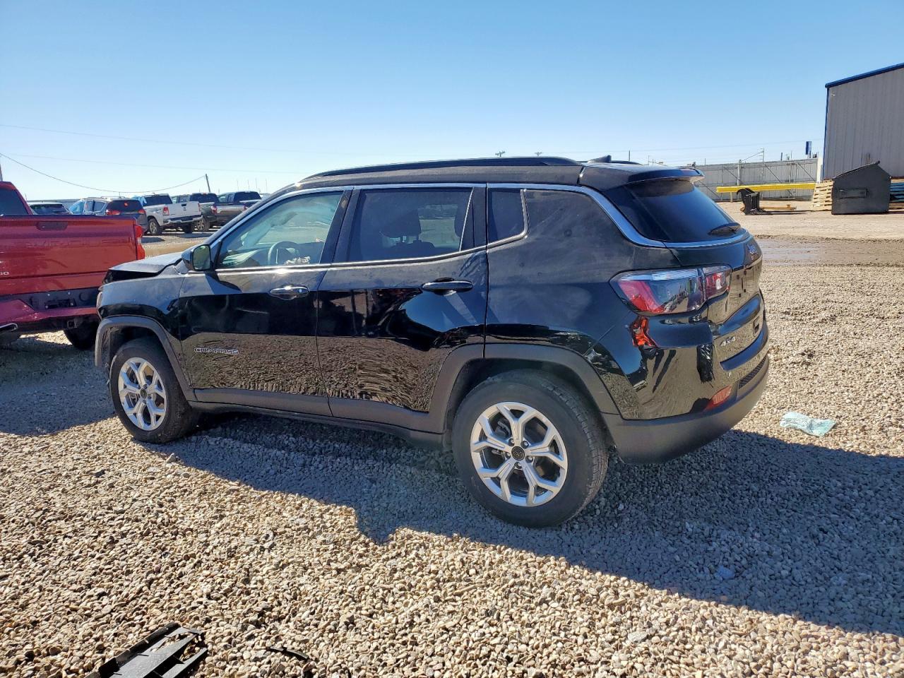 2025 Jeep Compass Latitude - Image 2