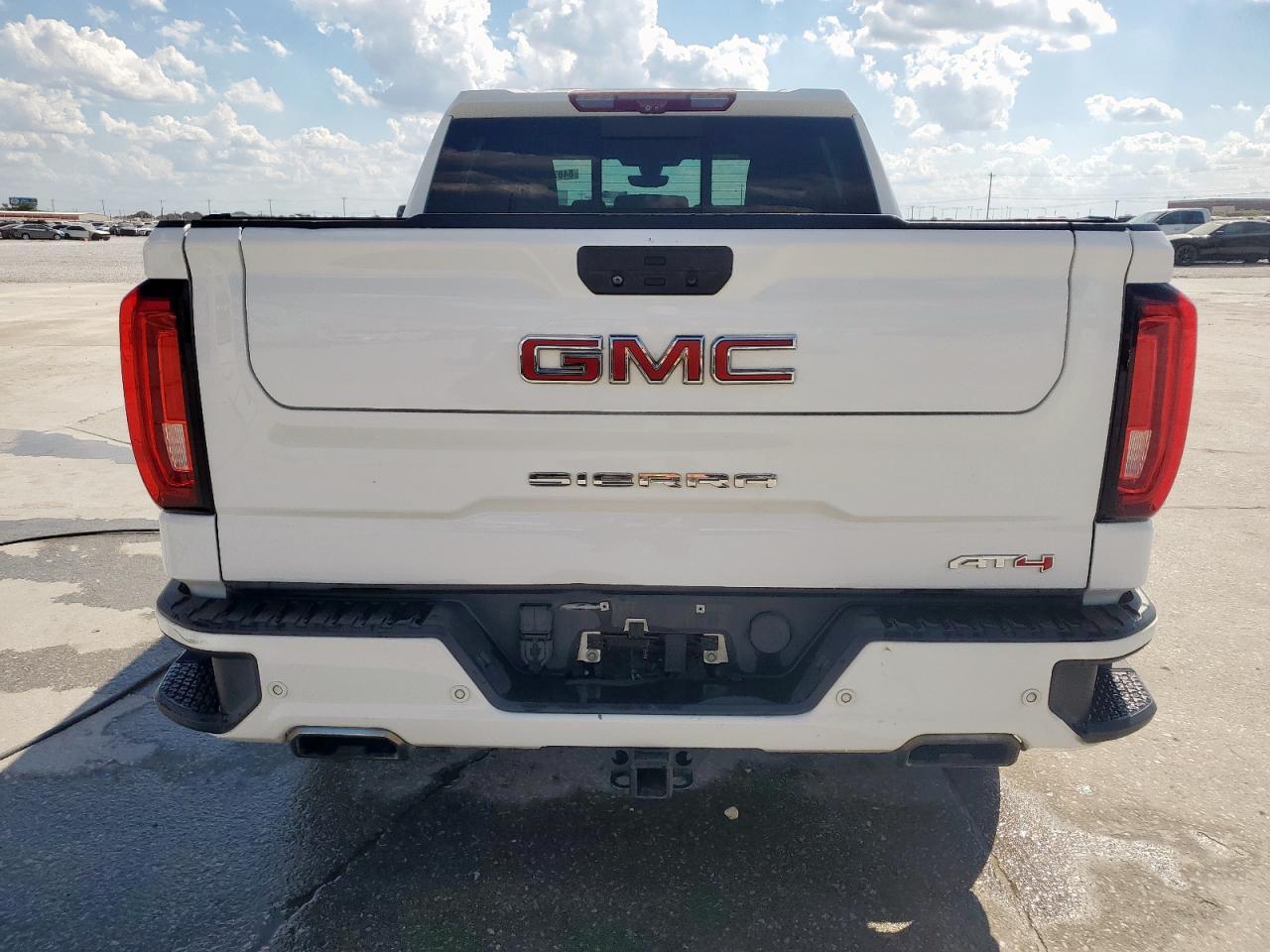 2020 GMC Sierra K1500 At4 - Фото 6