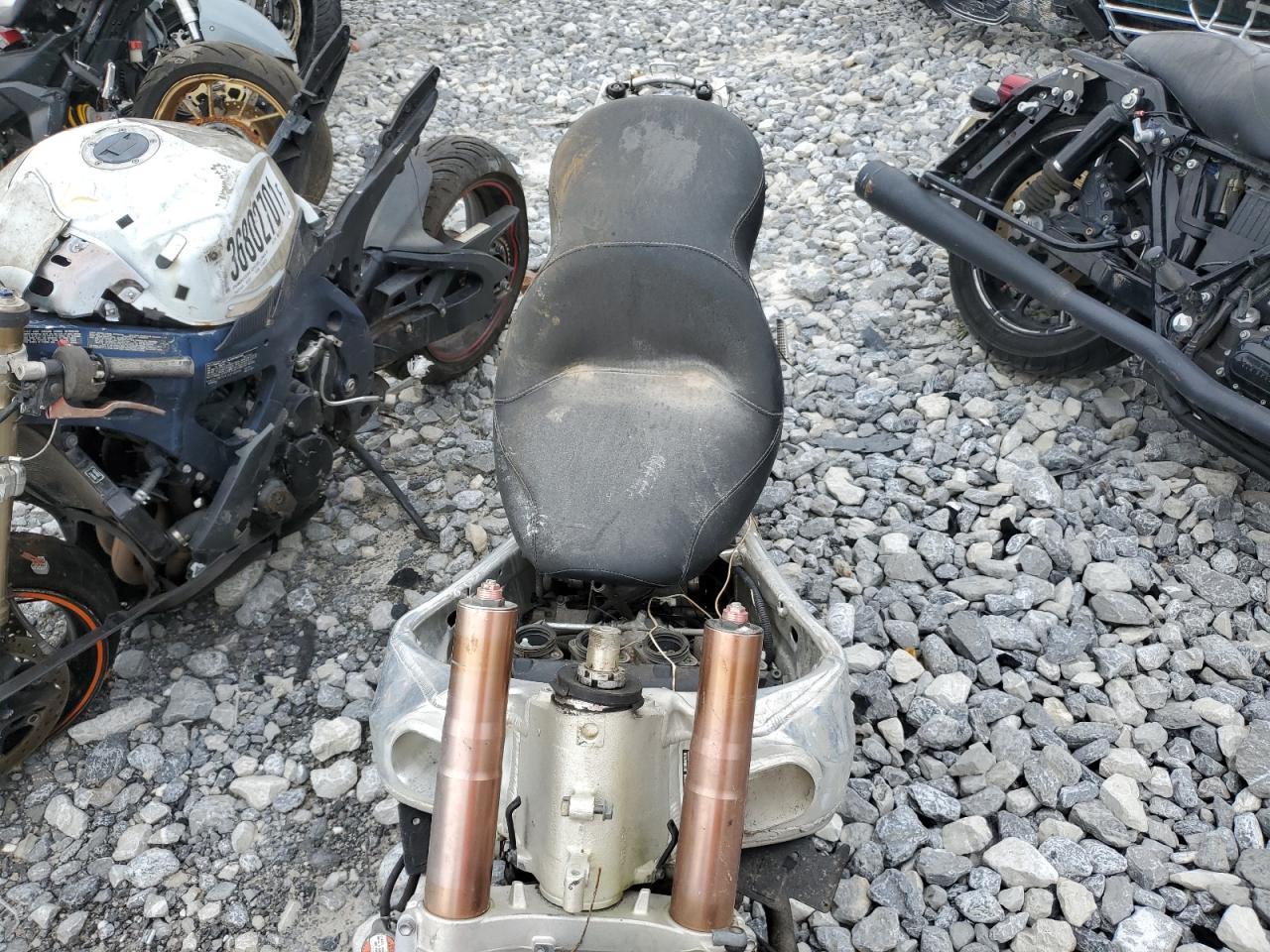 2002 Suzuki Gsx-R600 - Фото 5