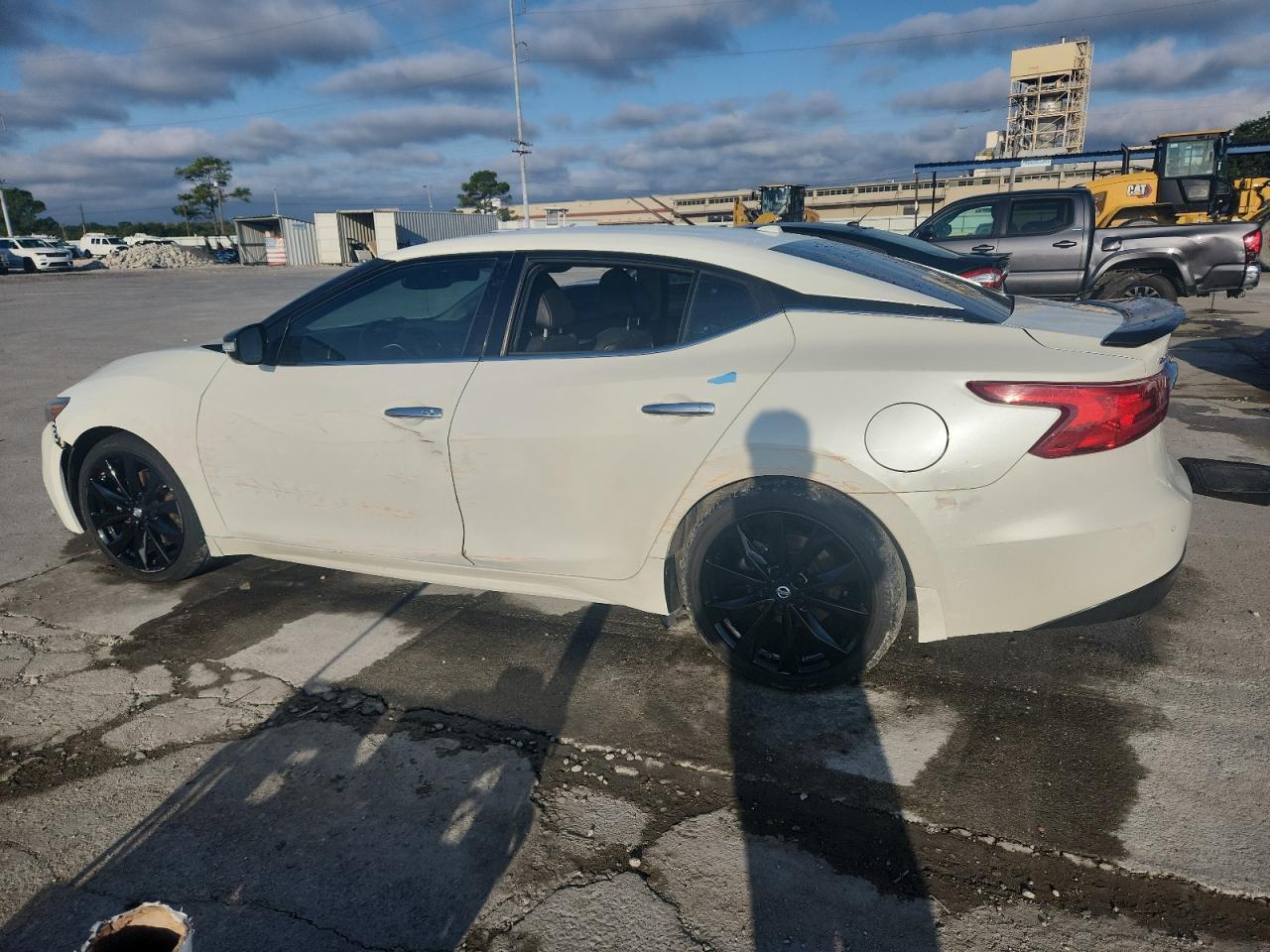 2017 Nissan Maxima 3.5 S - Image 2