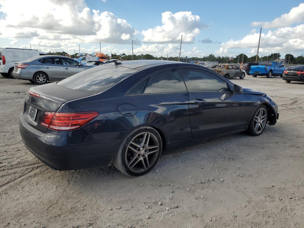 2014 Mercedes-Benz E 350 - Фото 3